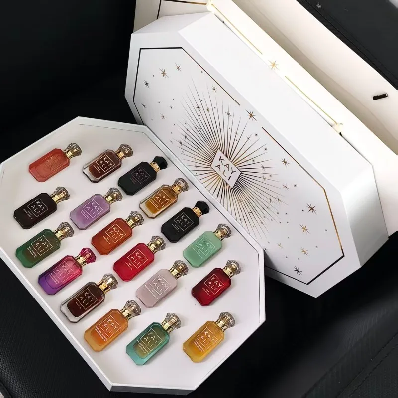 18個入り ミニ香水スプレーセット 10ml 携帯用 女性用 - Travel Accessories Ideas のレビューと価格