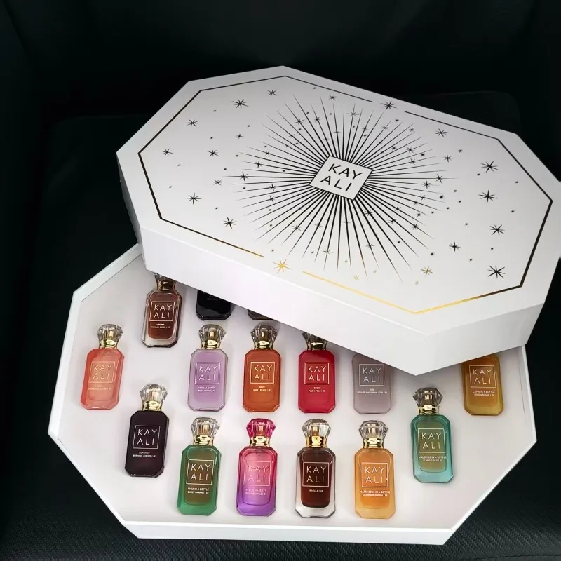 18個入り ミニ香水スプレーセット 10ml 携帯用 女性用 - Travel Accessories Ideas のレビューと価格