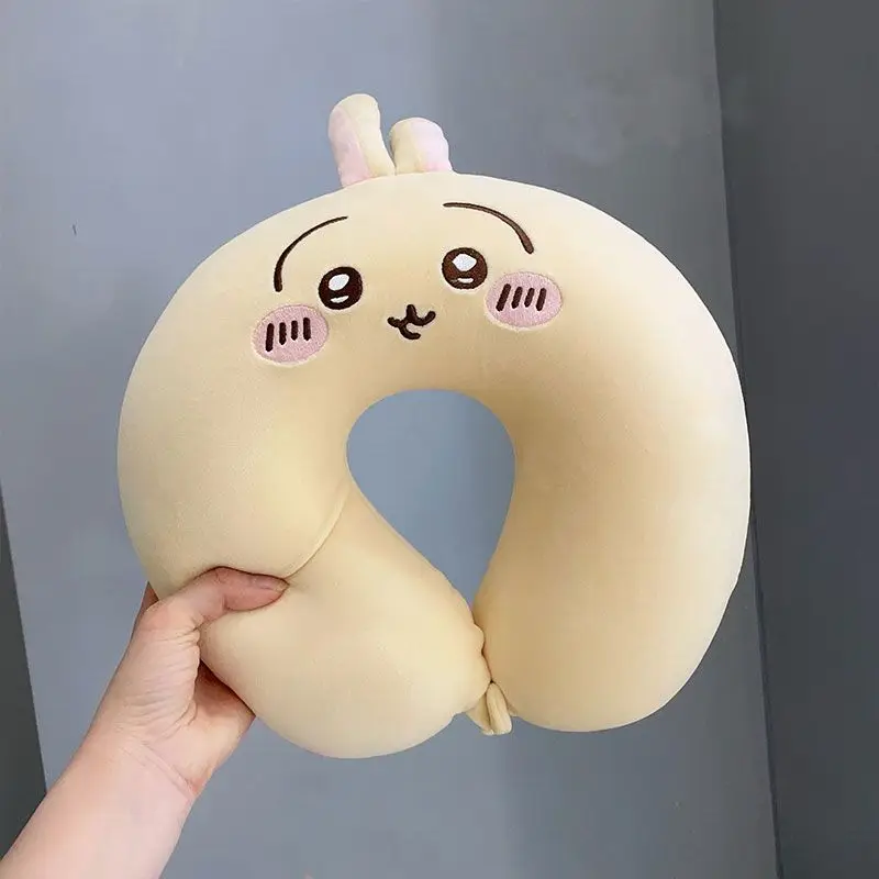 旅行用ネックピロー「ちいかわ」うさぎ柄、ふわふわのパールコッ - Travel Accessories Ideas のレビューと価格